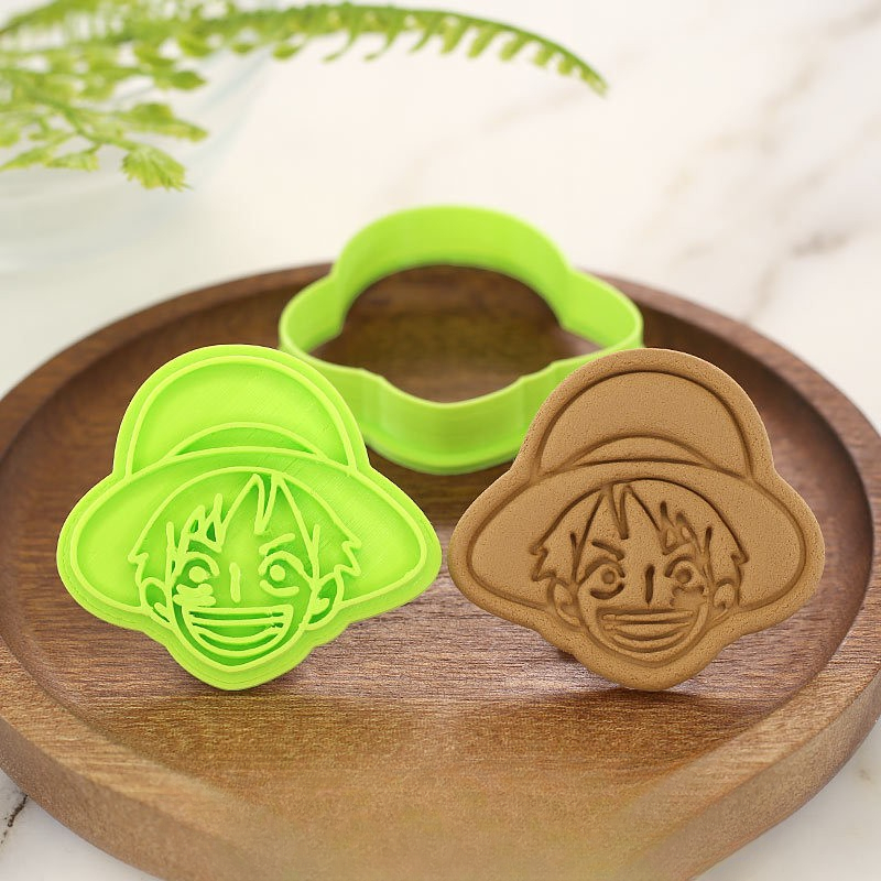 Kitchen With Baking Area - Cetakan Kue One Piece Luffy Zoro