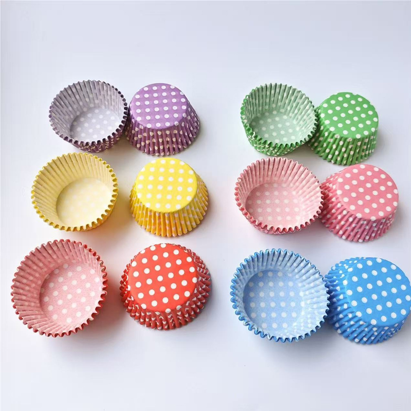 100 Buah Alas Kertas Kue Polka - Kitchen Baking Paper ulasan dan harga